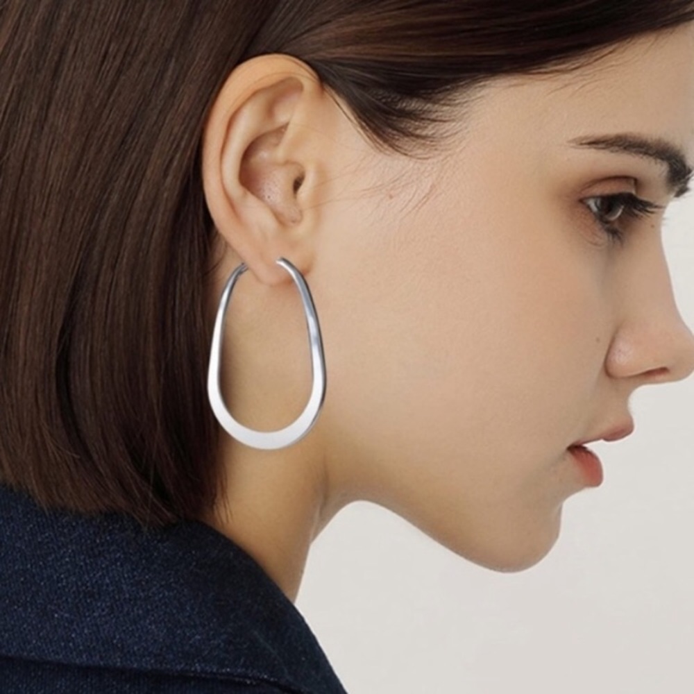 Silver Oval Hoop Earrings New